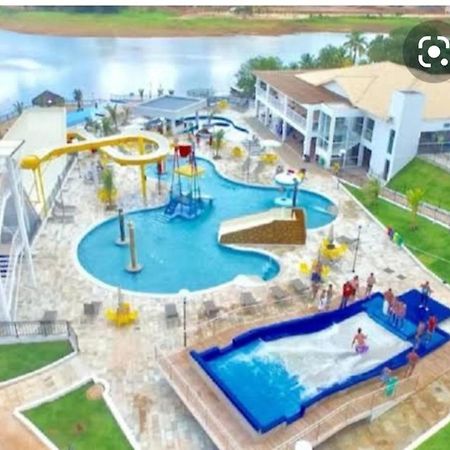 Apto Resort Do Lago Caldas Novas Buitenkant foto